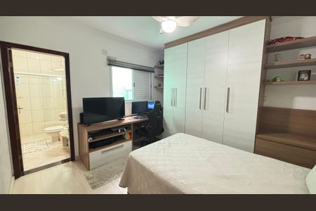 Casa para alugar com 246m², 3 quartos e 5 vagas Casa para alugar com 246m², 3 quartos e 5 vagasSuíte 3