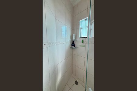 Casa para alugar com 246m², 3 quartos e 5 vagas Casa para alugar com 246m², 3 quartos e 5 vagasBanheiro da Suíte 1