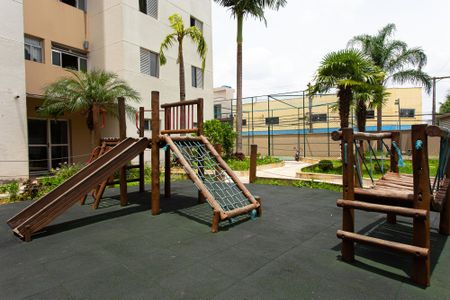 Apartamento à venda com 63m², 3 quartos e 1 vaga Apartamento à venda com 63m², 3 quartos e 1 vagaÁrea comum - Playground