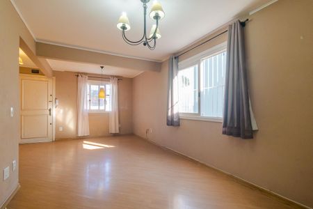 Casa de condomínio à venda com 120m², 3 quartos e 2 vagas Casa de condomínio à venda com 120m², 3 quartos e 2 vagasSala