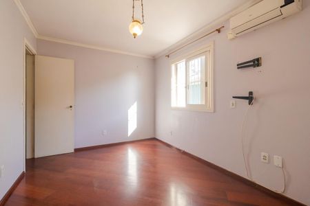 Casa de condomínio à venda com 120m², 3 quartos e 2 vagas Casa de condomínio à venda com 120m², 3 quartos e 2 vagasQuarto