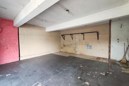 Casa à venda com 155m², 2 quartos e 3 vagas Casa à venda com 155m², 2 quartos e 3 vagasGaragem