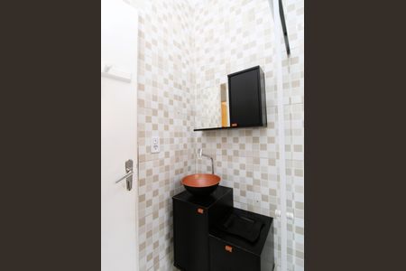 Casa à venda com 164m², 3 quartos e 2 vagasBanheiro