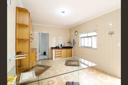 Casa à venda com 164m², 3 quartos e 2 vagasCozinha