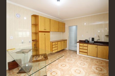 Casa à venda com 164m², 3 quartos e 2 vagasCozinha