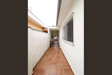 Casa à venda com 164m², 3 quartos e 2 vagasCorredor Lateral