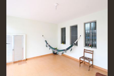 Casa à venda com 164m², 3 quartos e 2 vagasGaragem