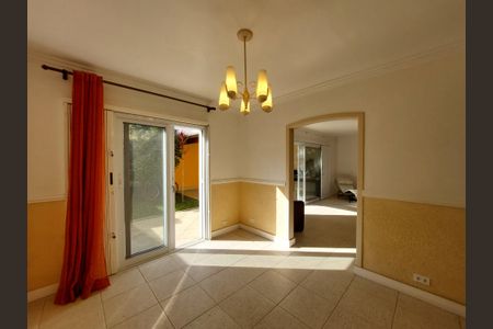 Casa à venda com 360m², 4 quartos e 5 vagas Casa à venda com 360m², 4 quartos e 5 vagasSala da Jantar