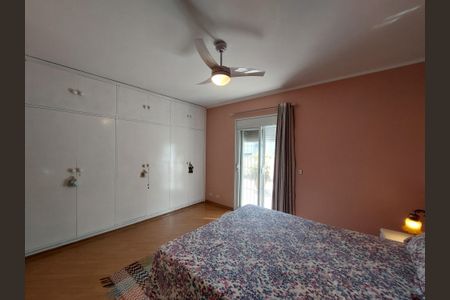 Casa à venda com 360m², 4 quartos e 5 vagas Casa à venda com 360m², 4 quartos e 5 vagasSuíte 1