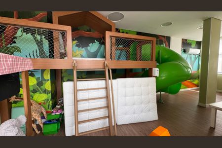 Apartamento para alugar com 110m², 2 quartos e 2 vagas Apartamento para alugar com 110m², 2 quartos e 2 vagasÁrea comum - Brinquedoteca