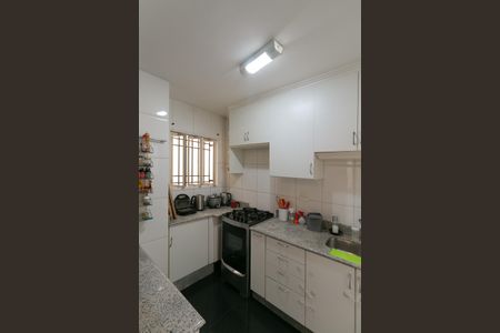 Apartamento à venda com 202m², 4 quartos e 2 vagas Apartamento à venda com 202m², 4 quartos e 2 vagasCozinha