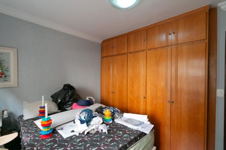 Apartamento à venda com 202m², 4 quartos e 2 vagas Apartamento à venda com 202m², 4 quartos e 2 vagasQuarto 2