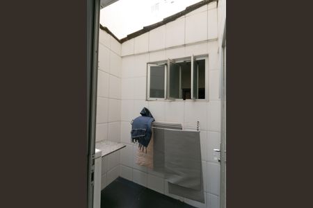 Apartamento à venda com 202m², 4 quartos e 2 vagas Apartamento à venda com 202m², 4 quartos e 2 vagasDetalha Cozinha