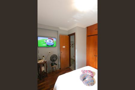 Apartamento à venda com 202m², 4 quartos e 2 vagas Apartamento à venda com 202m², 4 quartos e 2 vagasQuarto 1