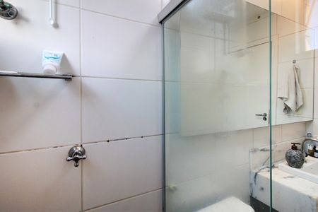 Apartamento à venda com 96m², 3 quartos e 2 vagasBanheiro da Suíte