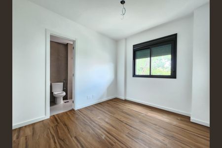 Apartamento à venda com 140m², 4 quartos e 4 vagas Apartamento à venda com 140m², 4 quartos e 4 vagasSuíte 2