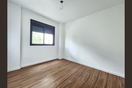Apartamento à venda com 140m², 4 quartos e 4 vagas Apartamento à venda com 140m², 4 quartos e 4 vagasSuíte 2