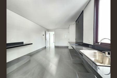 Apartamento à venda com 140m², 4 quartos e 4 vagas Apartamento à venda com 140m², 4 quartos e 4 vagasCozinha