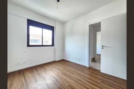 Apartamento à venda com 140m², 4 quartos e 4 vagas Apartamento à venda com 140m², 4 quartos e 4 vagasQuarto 2