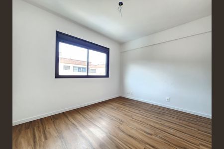 Apartamento à venda com 140m², 4 quartos e 4 vagas Apartamento à venda com 140m², 4 quartos e 4 vagasSuíte 1