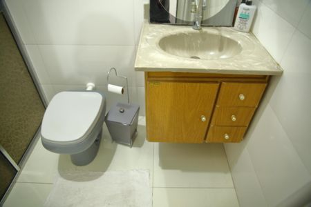 Casa à venda com 172m², 3 quartos e 2 vagasLavabo