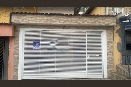 Casa à venda com 172m², 3 quartos e 2 vagasFachada