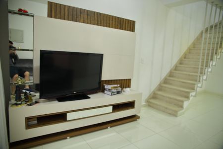 Casa à venda com 172m², 3 quartos e 2 vagasSala