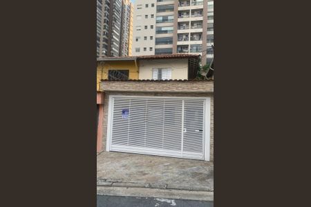 Casa à venda com 172m², 3 quartos e 2 vagasFachada