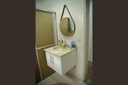 Casa à venda com 172m², 3 quartos e 2 vagasBanheiro/Suíte