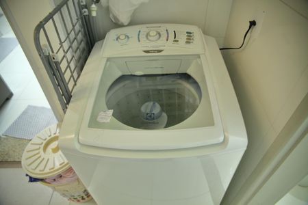 Casa à venda com 172m², 3 quartos e 2 vagasLavanderia