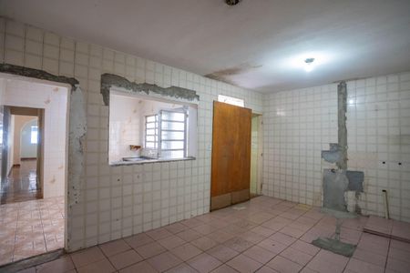 Casa à venda com 300m², 4 quartos e 2 vagasÁrea de serviço 1