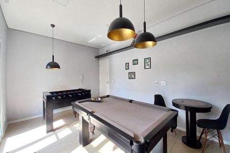 Apartamento à venda com 55m², 2 quartos e 1 vaga Apartamento à venda com 55m², 2 quartos e 1 vagaSala de Jogos