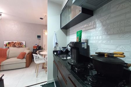 Apartamento à venda com 55m², 2 quartos e 1 vaga Apartamento à venda com 55m², 2 quartos e 1 vagaCozinha