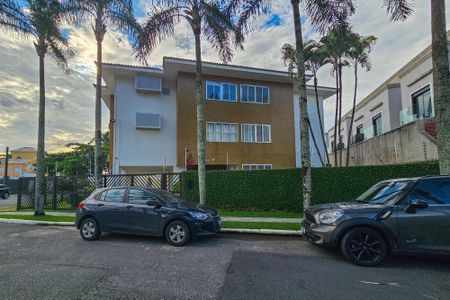 Apartamento para alugar com 110m², 3 quartos e 1 vagaFachada