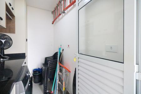 Casa à venda com 200m², 3 quartos e 4 vagas Casa à venda com 200m², 3 quartos e 4 vagasÁrea de Serviço