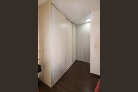 Casa à venda com 200m², 3 quartos e 4 vagas Casa à venda com 200m², 3 quartos e 4 vagasSuíte 1