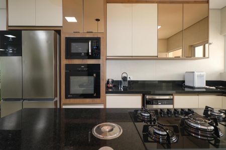 Casa à venda com 200m², 3 quartos e 4 vagas Casa à venda com 200m², 3 quartos e 4 vagasCozinha