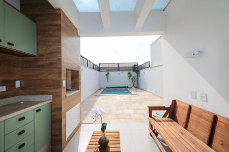 Casa à venda com 200m², 3 quartos e 4 vagas Casa à venda com 200m², 3 quartos e 4 vagasÁrea Gourmet