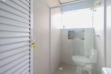 Casa à venda com 200m², 3 quartos e 4 vagas Casa à venda com 200m², 3 quartos e 4 vagasBanheiro da Área Gourmet