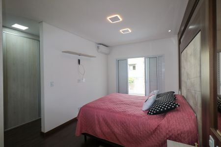 Casa à venda com 200m², 3 quartos e 4 vagas Casa à venda com 200m², 3 quartos e 4 vagasSuíte 1