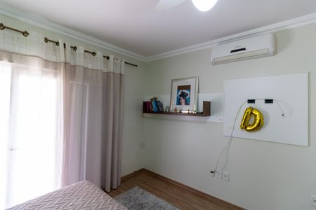 Casa de condomínio à venda com 400m², 3 quartos e 4 vagas Casa de condomínio à venda com 400m², 3 quartos e 4 vagasQuarto 1