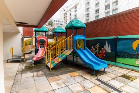 Apartamento à venda com 88m², 2 quartos e 1 vagaÁrea comum