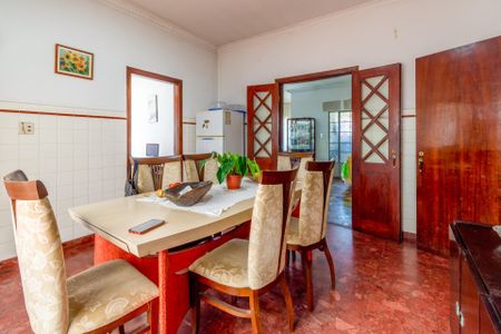 Casa à venda com 535m², 3 quartos e 4 vagas