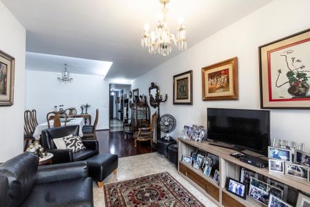 Apartamento à venda com 186m², 3 quartos e 1 vaga Apartamento à venda com 186m², 3 quartos e 1 vagaSala