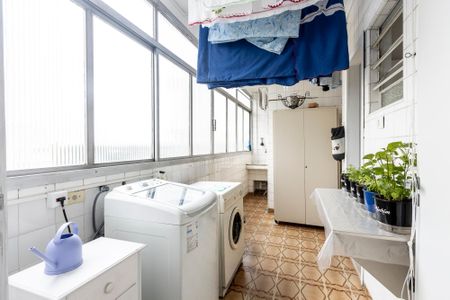 Apartamento à venda com 186m², 3 quartos e 1 vaga Apartamento à venda com 186m², 3 quartos e 1 vagaÁrea de Serviço