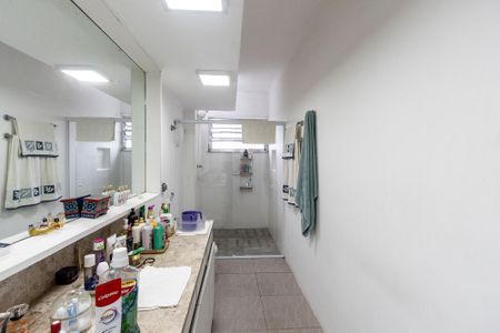 Apartamento à venda com 186m², 3 quartos e 1 vaga Apartamento à venda com 186m², 3 quartos e 1 vagaBanheiro Social