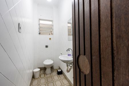 Apartamento à venda com 186m², 3 quartos e 1 vaga Apartamento à venda com 186m², 3 quartos e 1 vagaLavabo