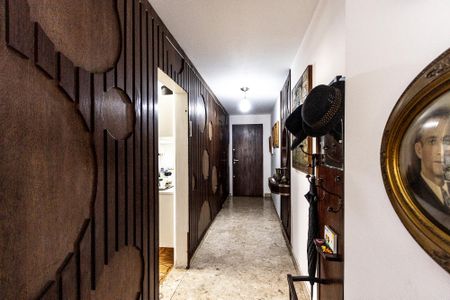 Apartamento à venda com 186m², 3 quartos e 1 vaga Apartamento à venda com 186m², 3 quartos e 1 vagaCorredor