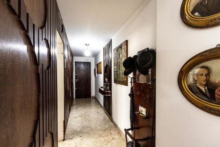 Apartamento à venda com 186m², 3 quartos e 1 vaga Apartamento à venda com 186m², 3 quartos e 1 vagaCorredor