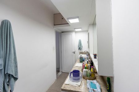 Apartamento à venda com 186m², 3 quartos e 1 vaga Apartamento à venda com 186m², 3 quartos e 1 vagaBanheiro Social